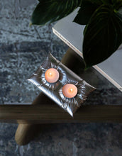 Load image into Gallery viewer, Double Candle Concrete Pillow