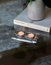 Load image into Gallery viewer, Double Candle Concrete Pillow