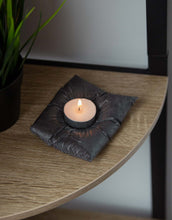 Load image into Gallery viewer, Single Candle Concrete Pillow