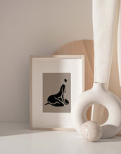 Load image into Gallery viewer, Minimal Female Figure Painting Beige Wall Art Print