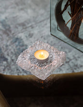 Load image into Gallery viewer, Bubble Wrap Candle Holder

